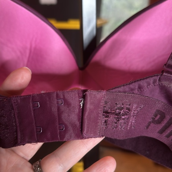 PINK Victoria's Secret Wear Everywhere Wireless Lightly Lined Bra Purple Sz 36D - Picture 8 of 9